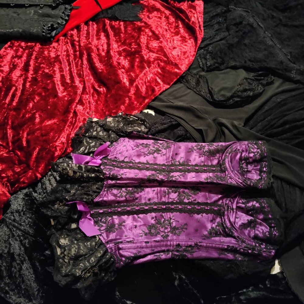 Goth Box Romantic Vampire Large Box Full Of Clothing